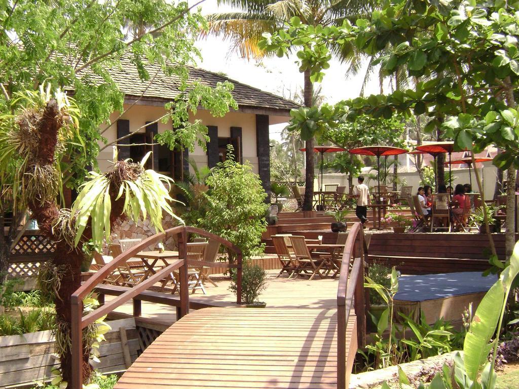 Sunny Paradise Resort Ngwesaung Exterior foto